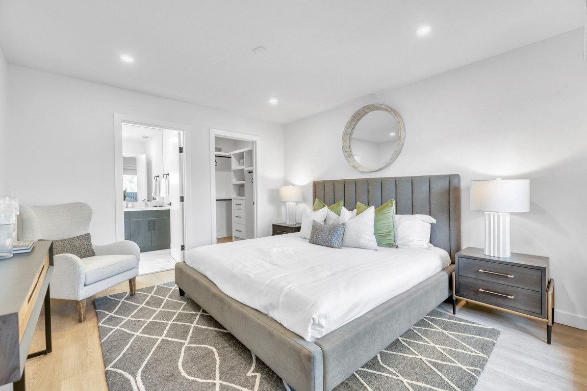 The Units Amenity Image