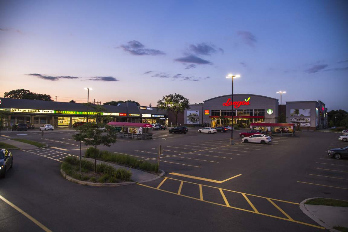 Applewood Shopping Plaza Effort Trust