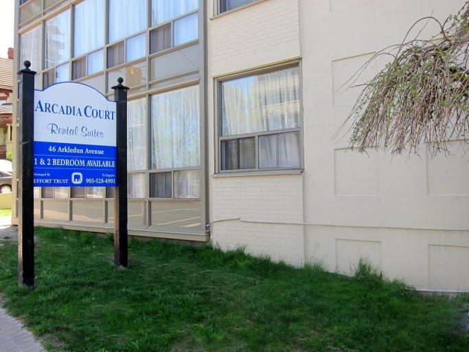 Arcadia Apartments Effort Trust