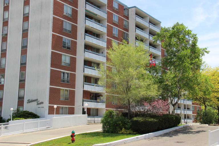 Robinson Towers Apartments Effort Trust