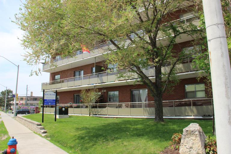 King Manor Apartments Effort Trust