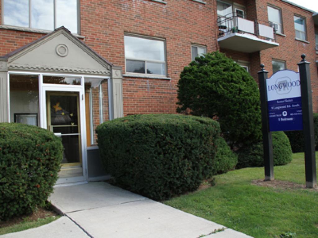 Longwood Apartments Effort Trust