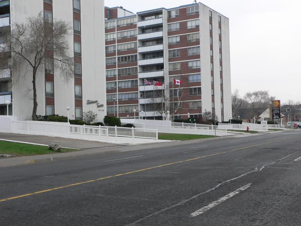 Elizabeth Apartments Effort Trust