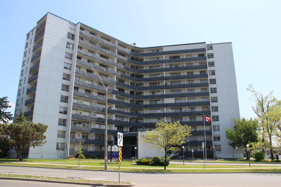 Wellington Square Apartments Effort Trust