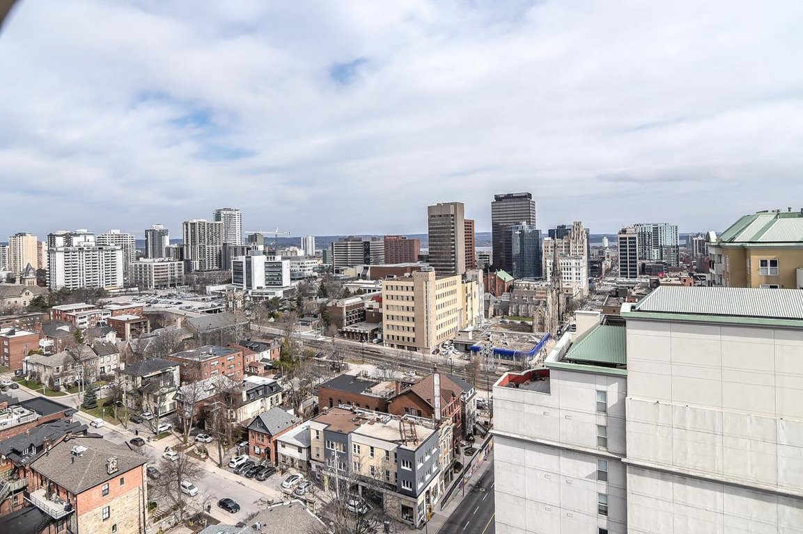 The Residences on Augusta (Seniors' Apartments) Effort Trust