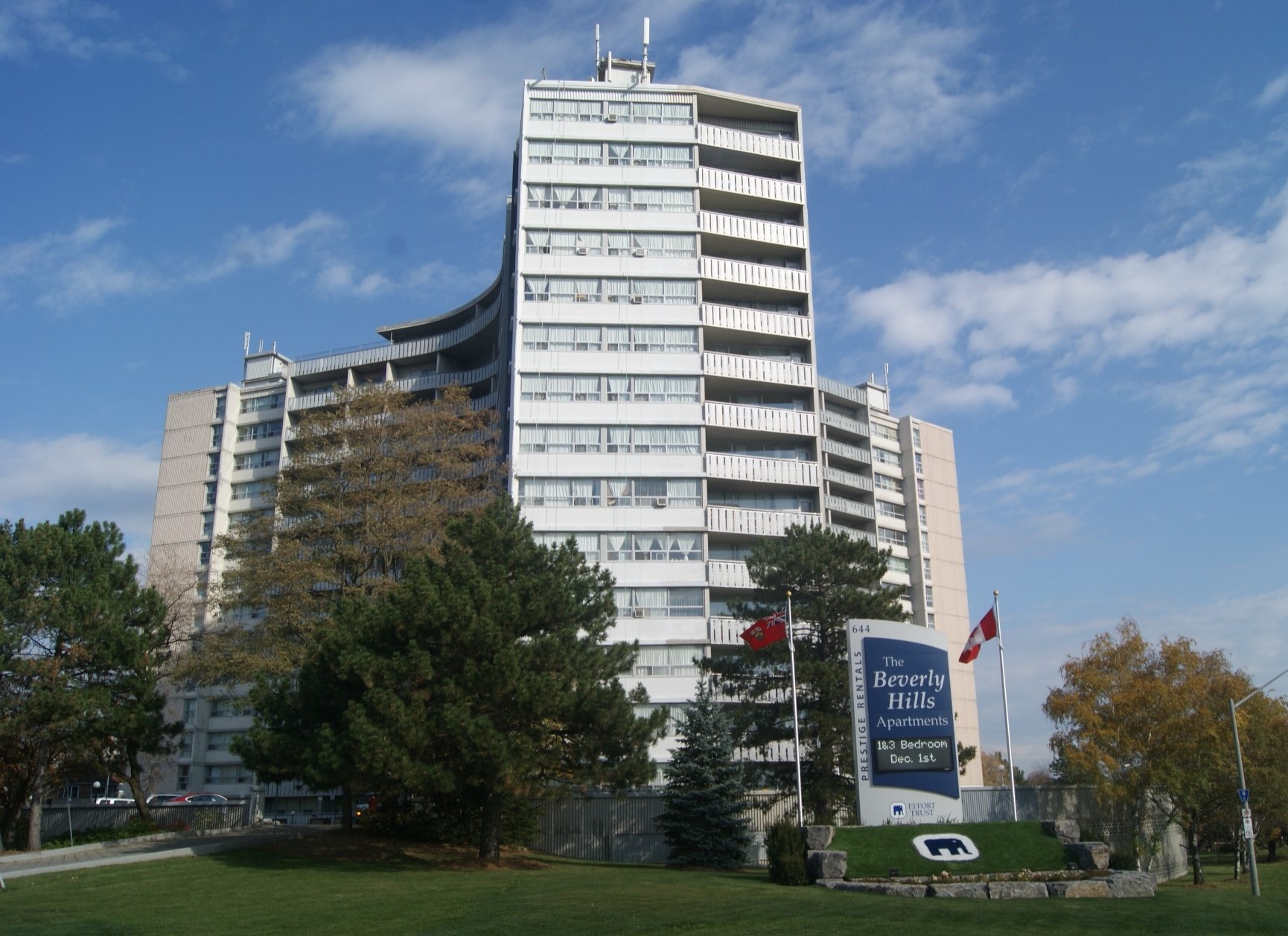 Beverly Hills Apartments 644 Main St. W., Hamilton Effort Trust