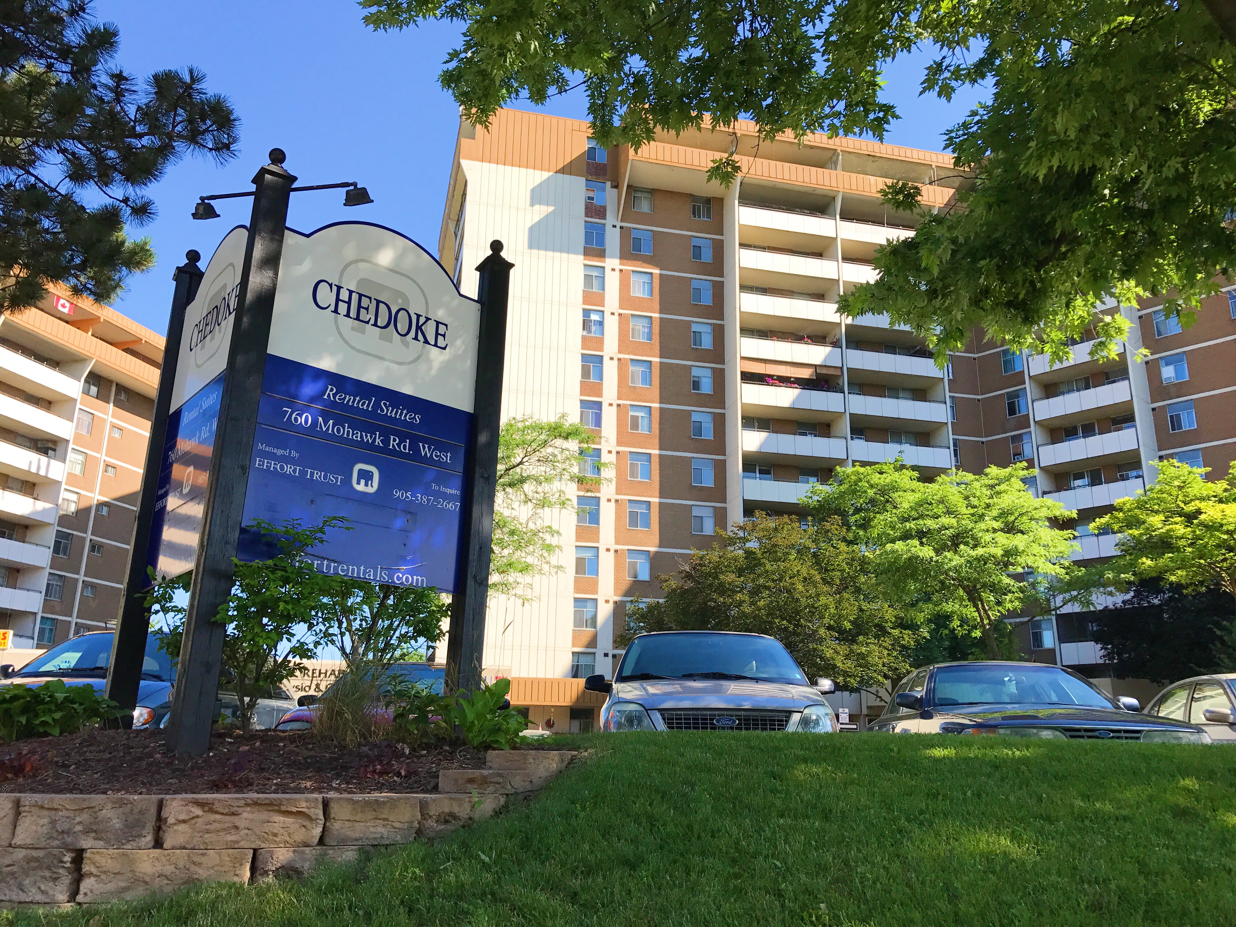 Chedoke Apartments 760 Mohawk Rd. W., Hamilton Effort Trust