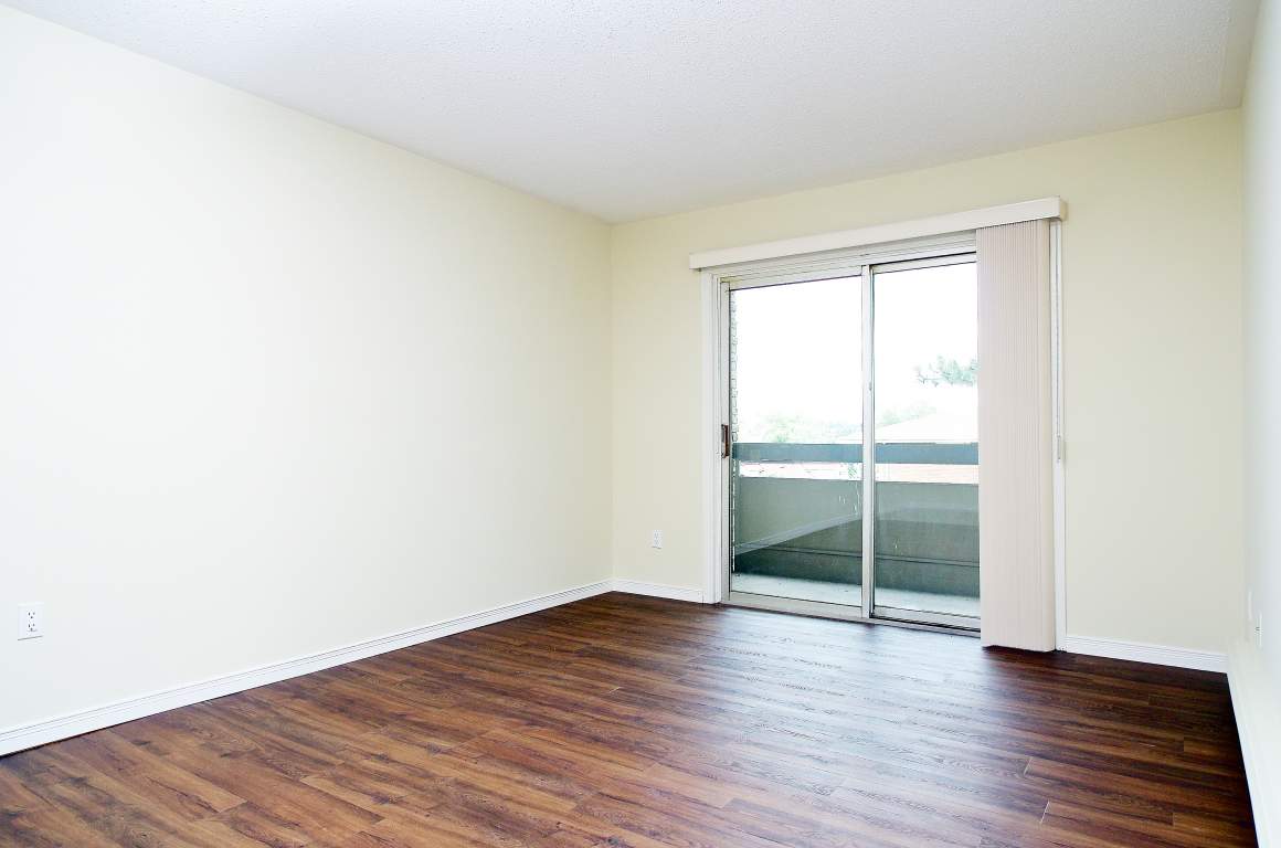 Belleville Ontario Apartments 57 Bridge Street in Belleville Ekort Property Management