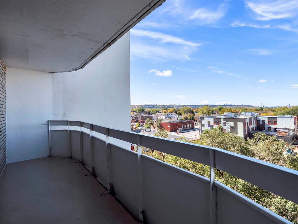 221 Melvin Avenue, Hamilton, ON, Apartment for rent for 1,499