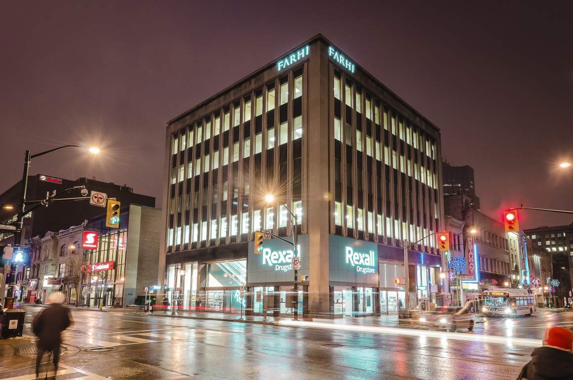 166 170 Dundas Farhi Holdings Corporation