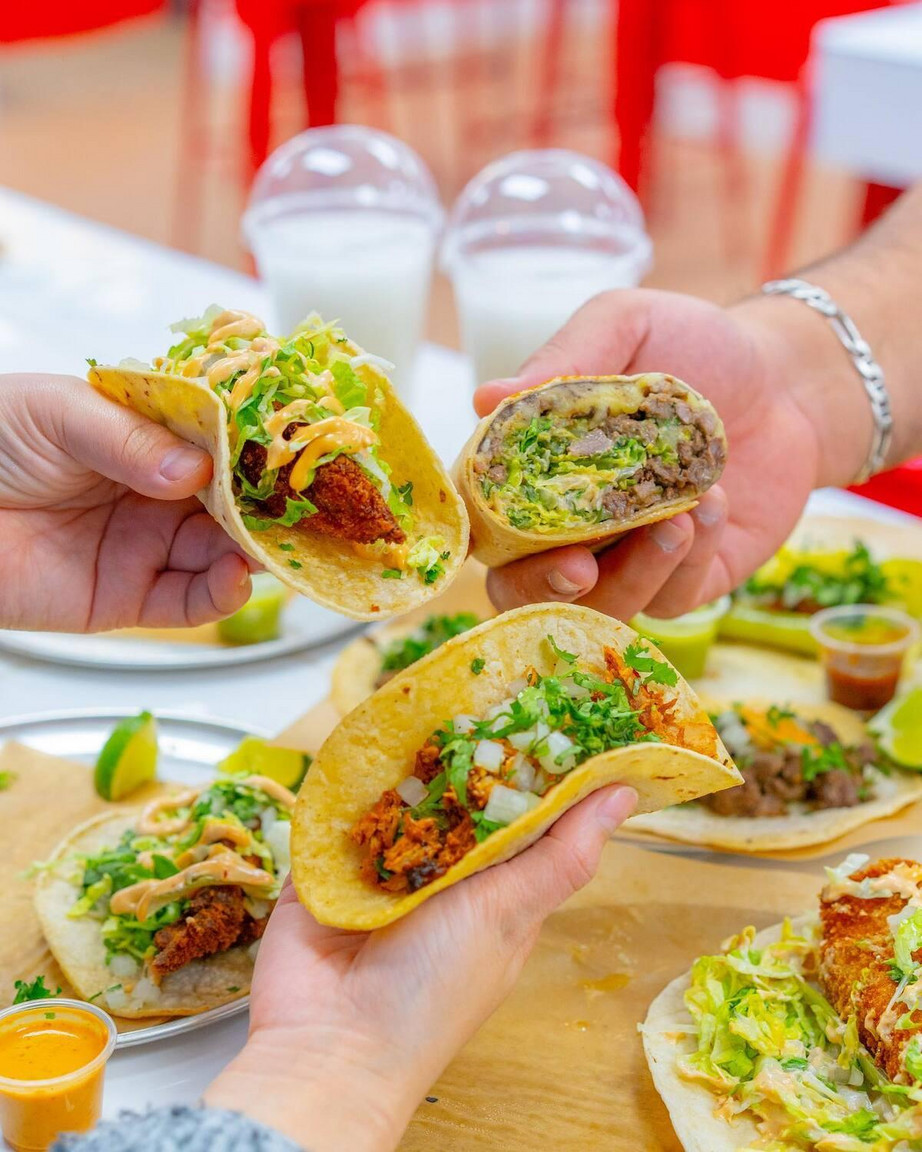 Gus Tacos