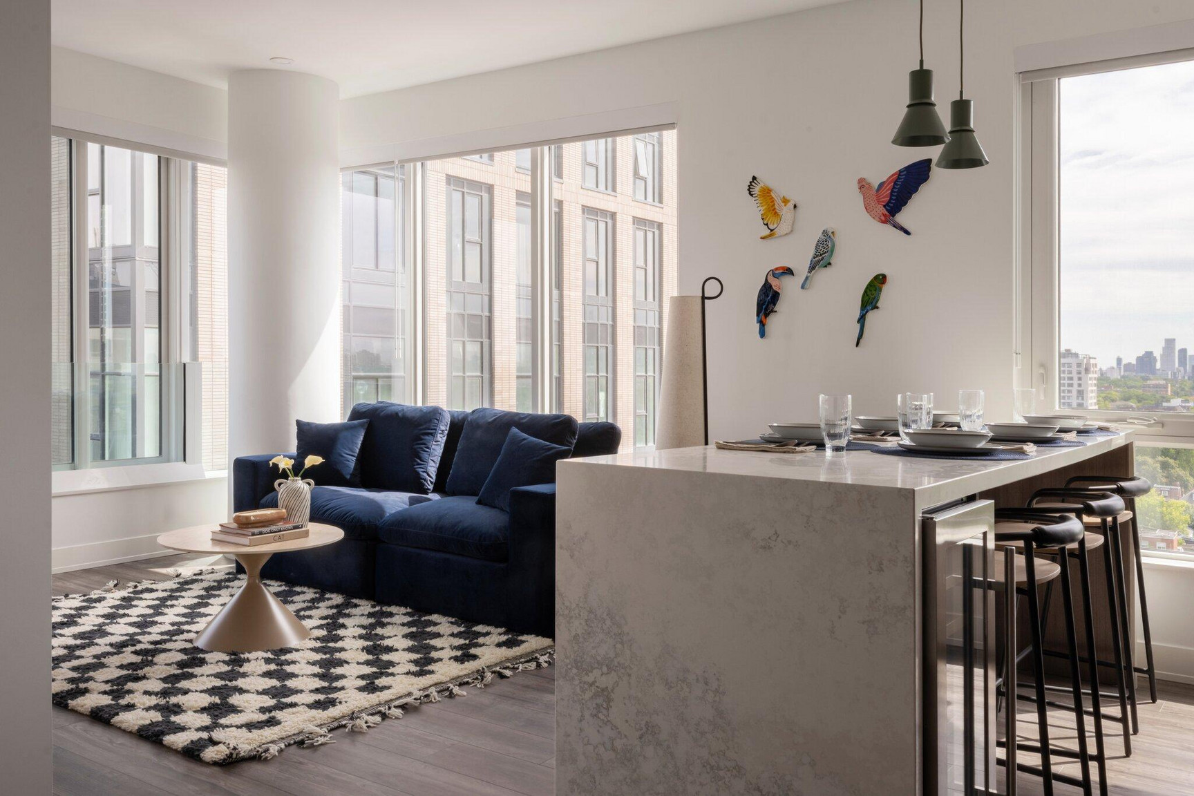 Marlow Central Tower: Suite Kitchen & Living Room