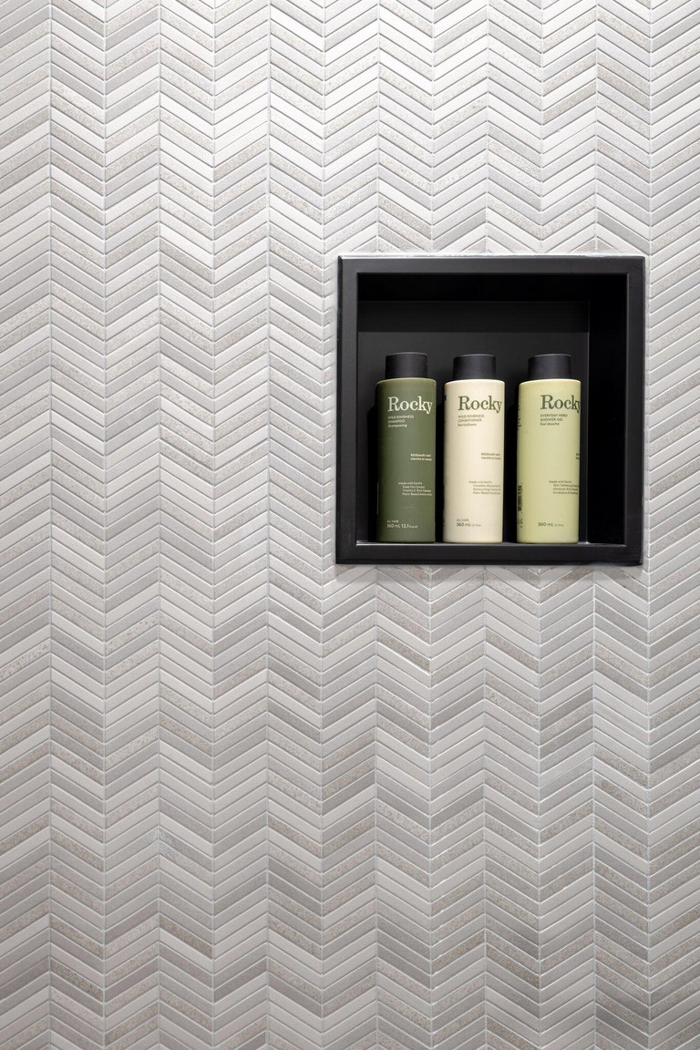 Marlow Central Tower: Suite Bathroom Tile Detail & Niche