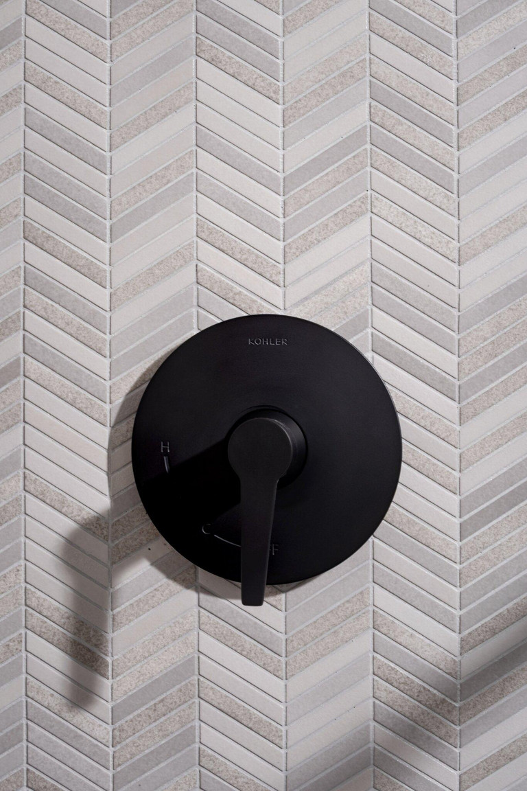 Marlow Central Tower: Suite Bathroom Kohler Fixtures