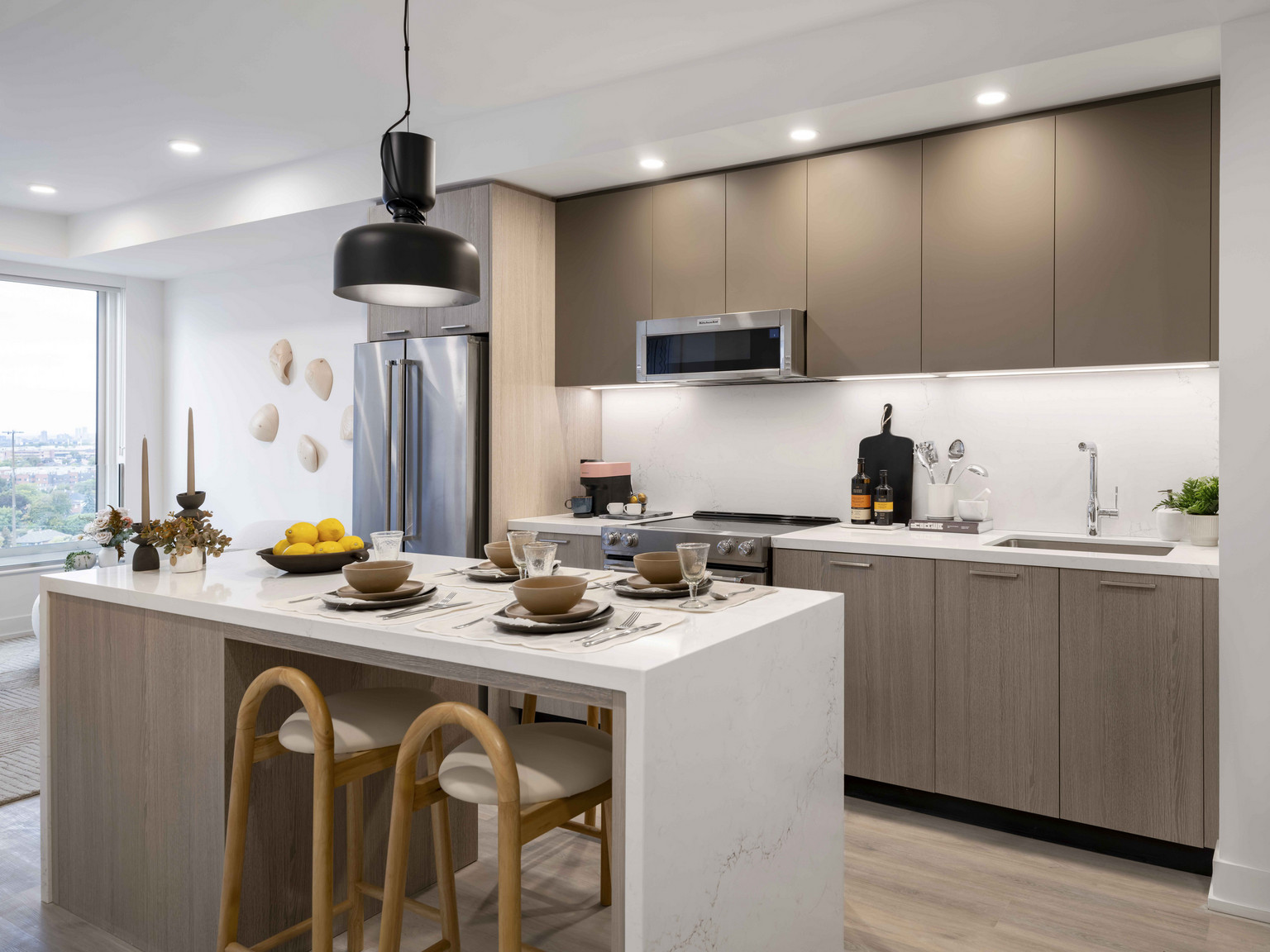 West/East Tower Typical Suite - Furnished Options Available