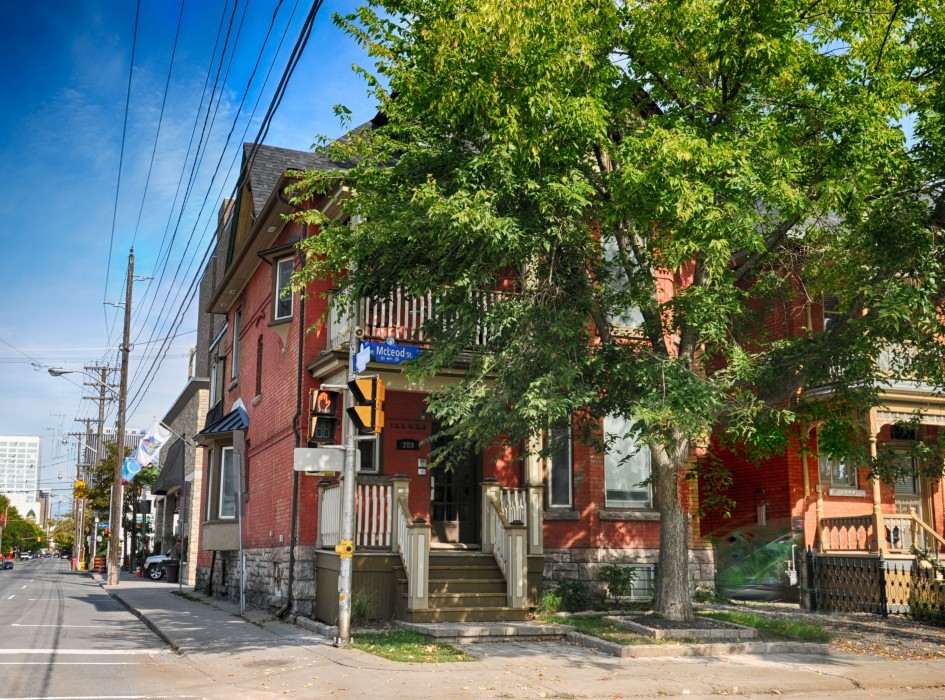 289 McLeod Street Fleming Property Management