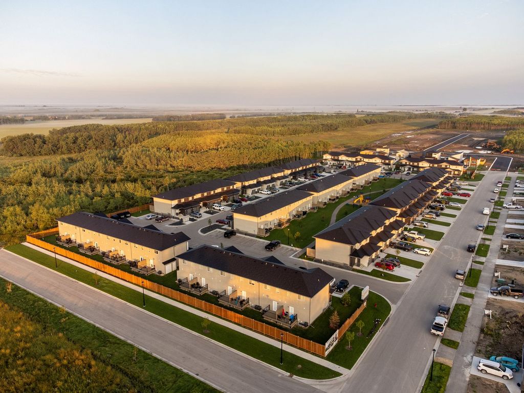 2 & 3 Bed Townhouses in Selkirk, MB Forthright Properties