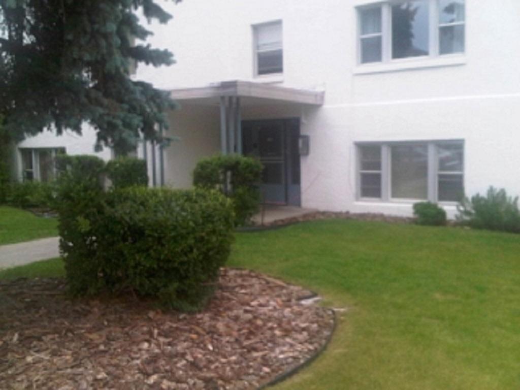 The Huntington Apartments Gateway Property Management