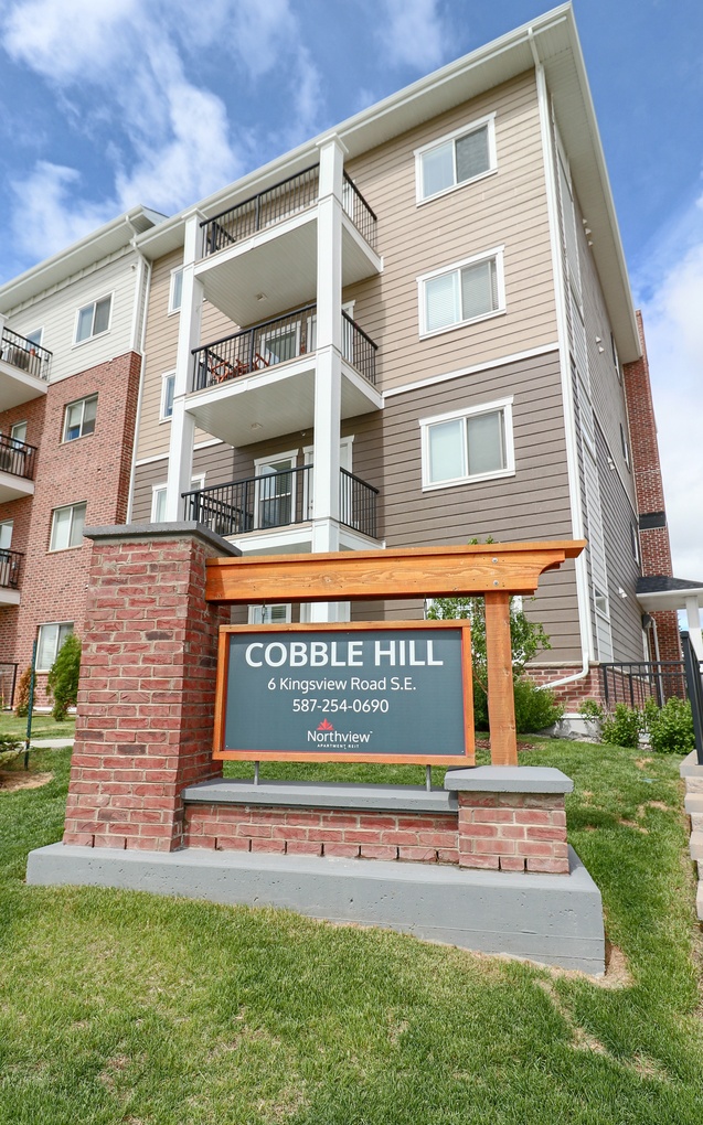 Cobble Hill Modern 2 Bedroom Apartments 6 Kingsview Road SE
