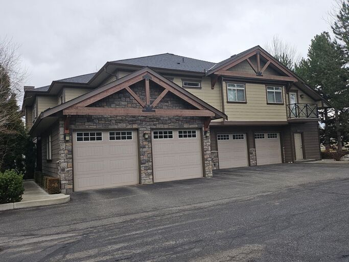 211 - 511 Yates Road