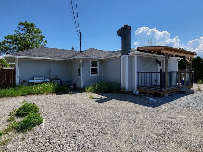 B0013 - 3349 Gordon Drive Kelowna BC V1W 3M9 - 1 Featured Properties