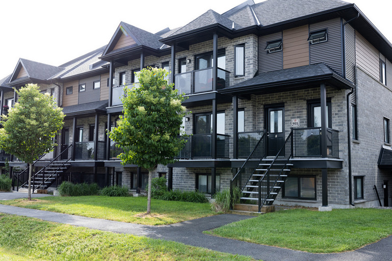 953 boul. du plateau