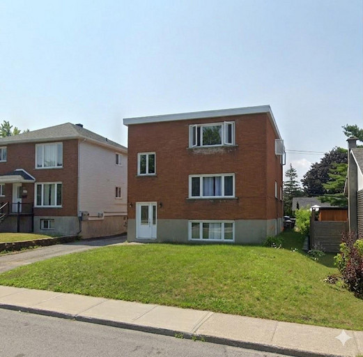 211 Rue Archambault Featured Properties