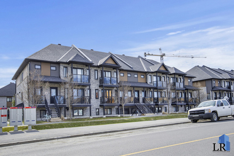 134 Rue Katimavik Featured Properties