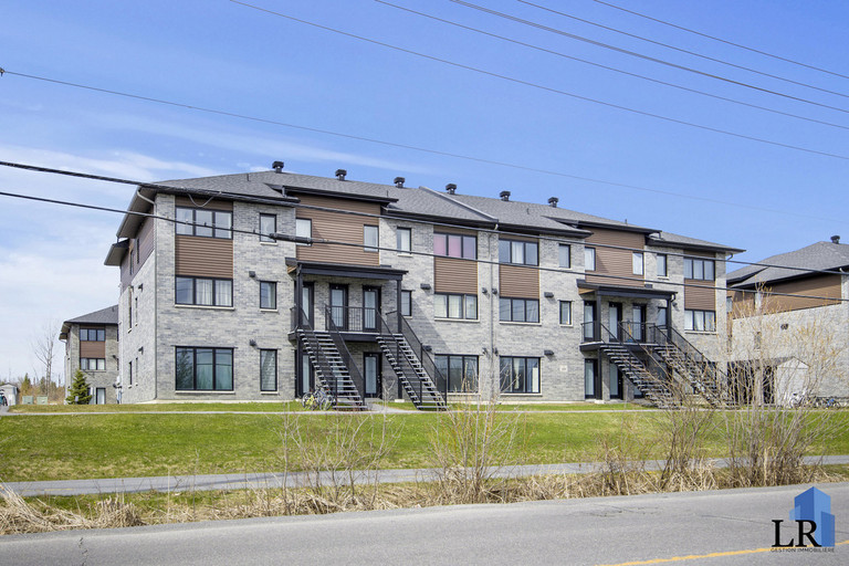 371 Chemin McConnell