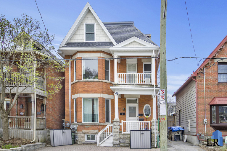 404 Bay street Featured Properties