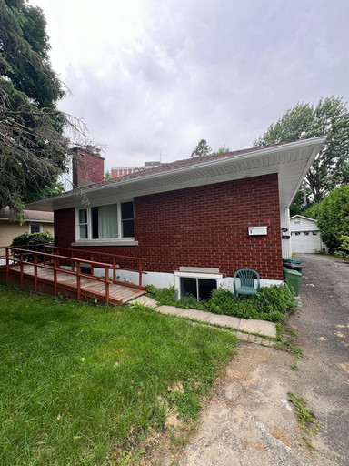 557 Neighbourhood way