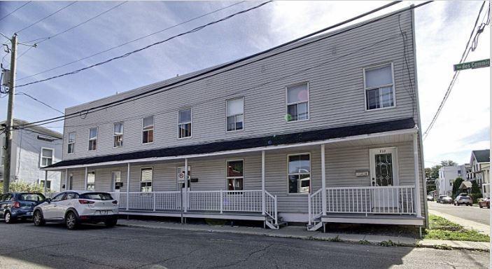 699 DES COMMISSAIRES, TROIS-RIVIÈRES, QC, G9A 4H3