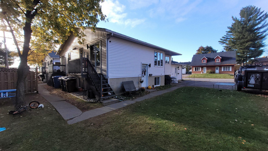 3170-3180 de Coubertin