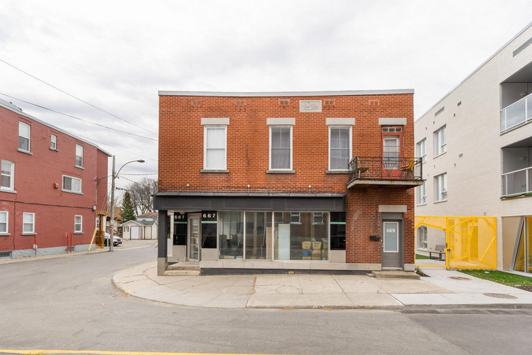 667-669 BONAVENTURE, TROIS-RIVIÈRES, QUÉBEC, G9A 2B9 Featured Properties