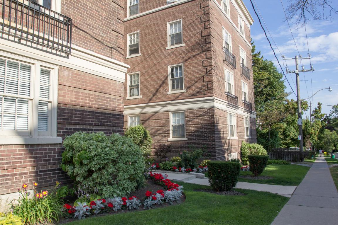 555 Russell Hill Rd. Greenwin