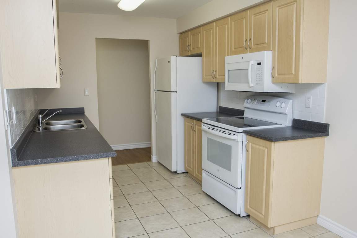 250 Lena Cres. Greenwin