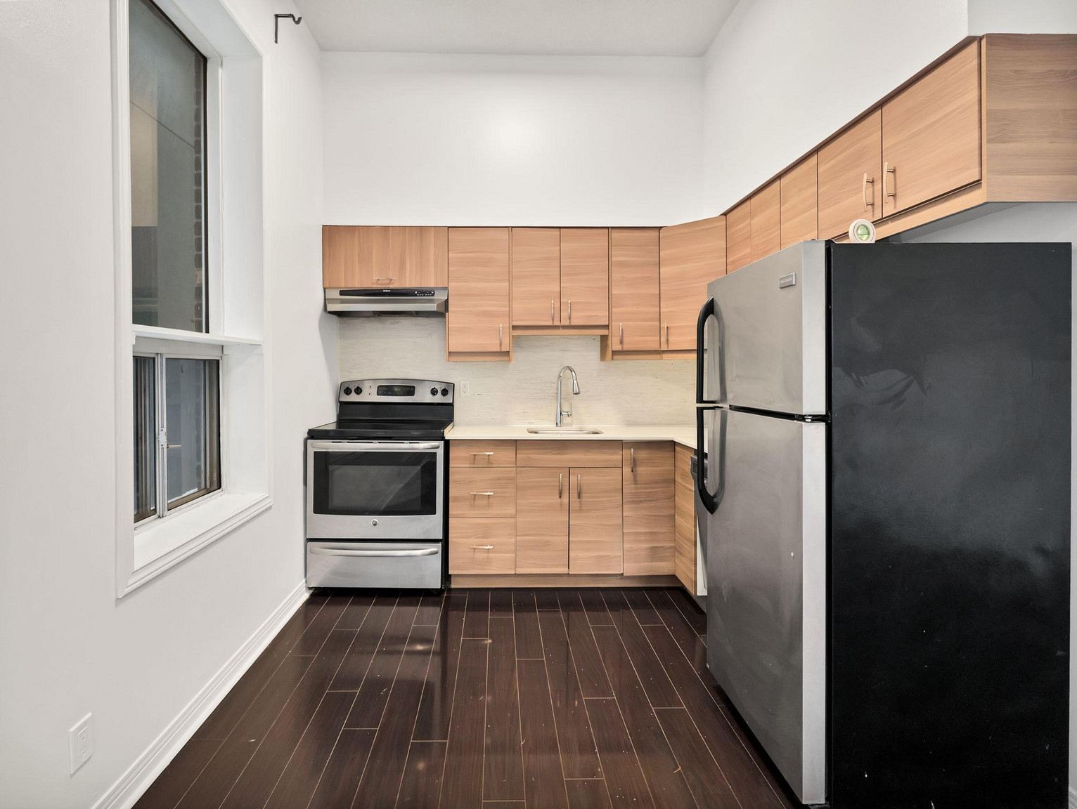 View of Rentals.ca Toronto Apartments, Condos and Houses For Rent