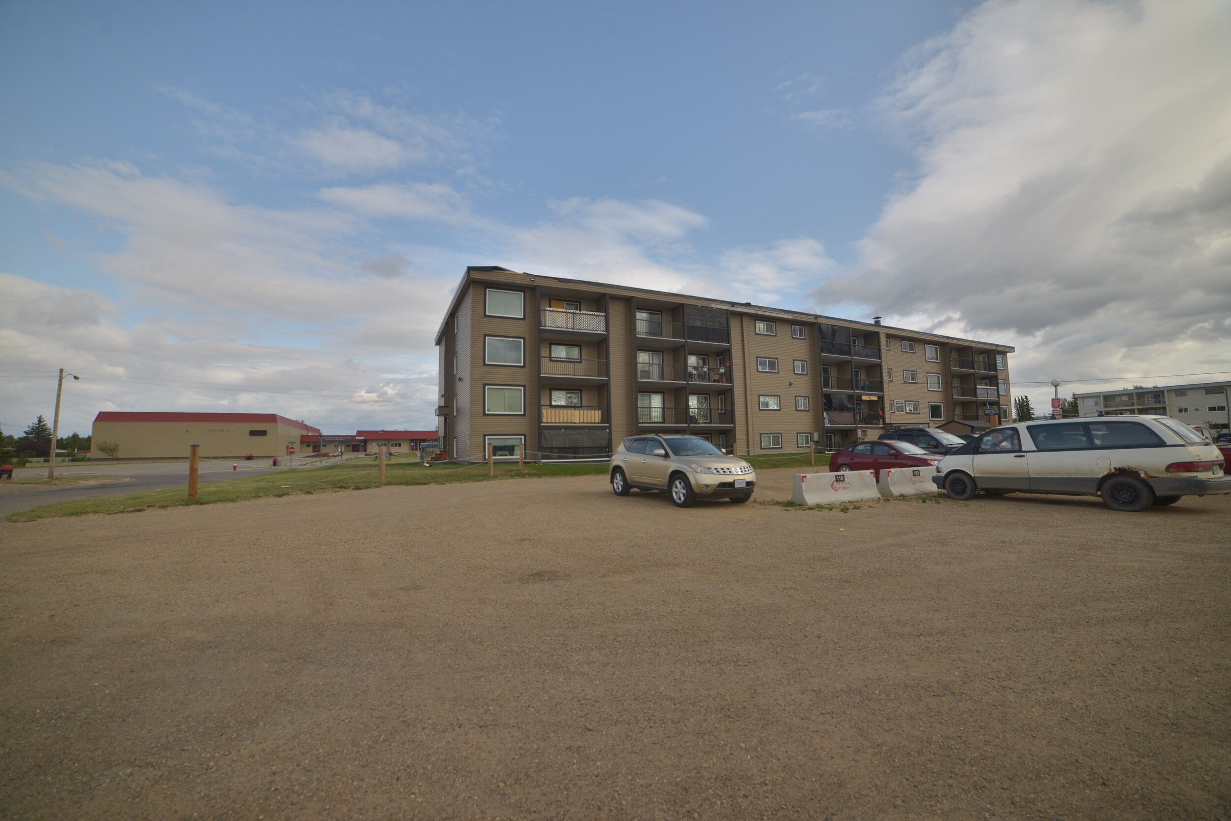 Sunridge Apartments Highliving Properties Ltd.