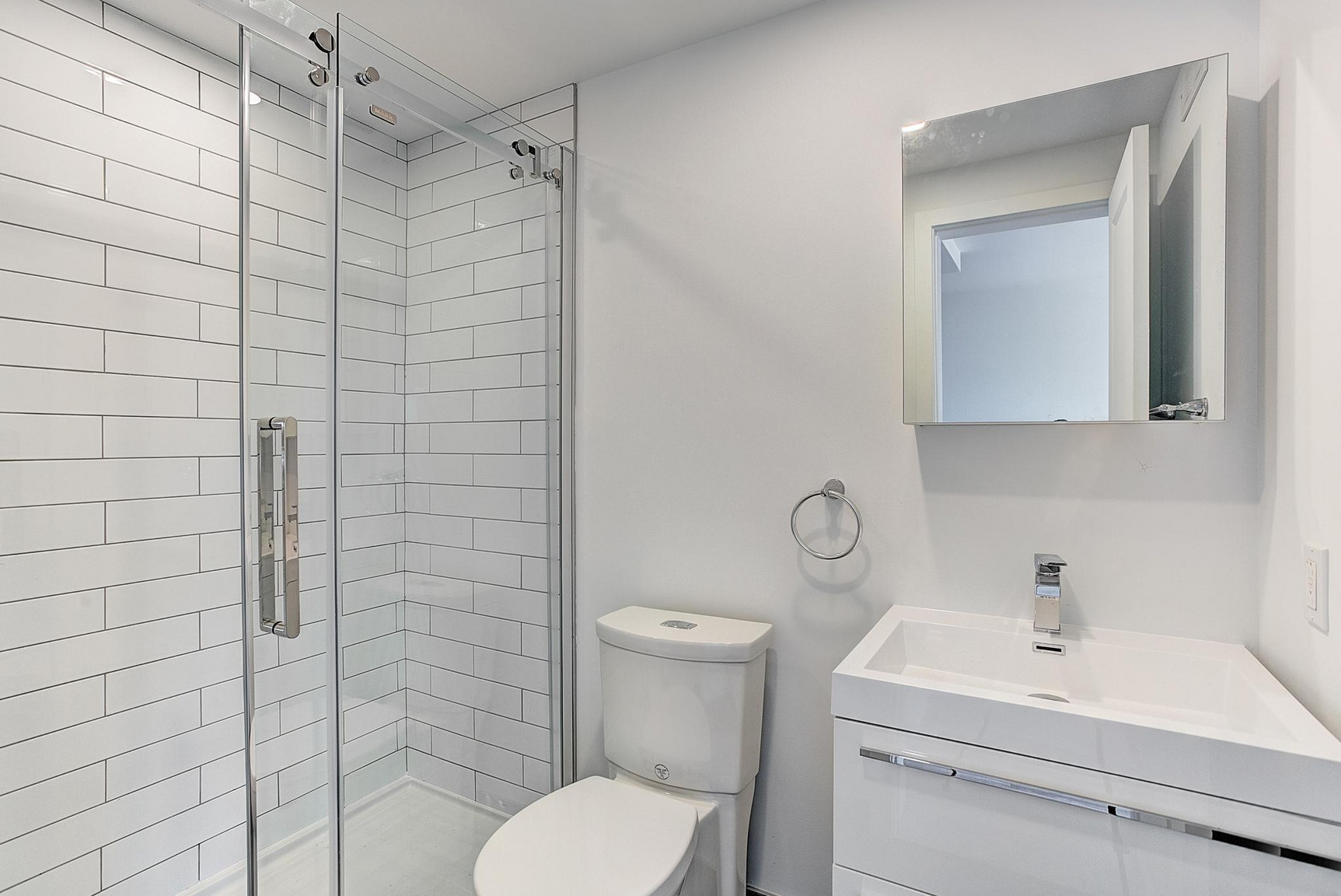4530 Avenue Coloniale — photo 2