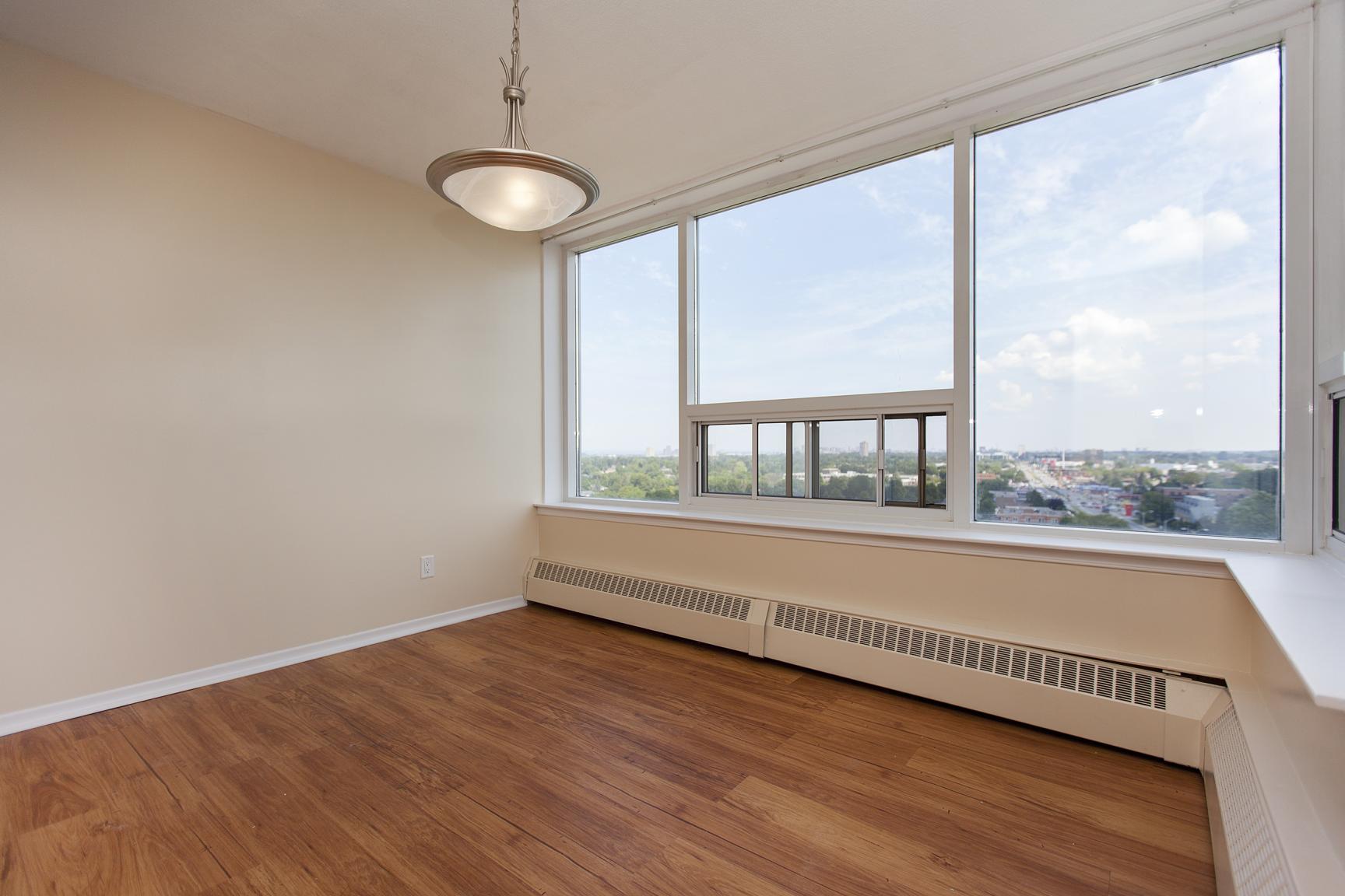 Ottawa Apartments for Rent 2001 Carling Avenue Homestead Homestead