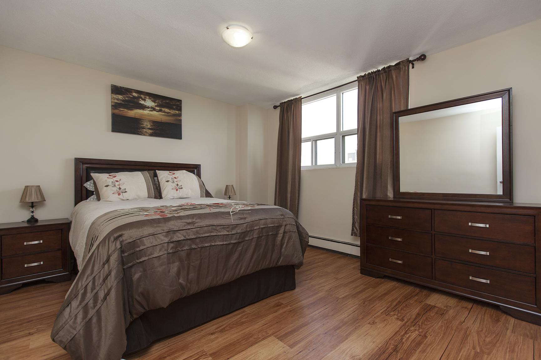 Surrey Lane Apartments Homestead