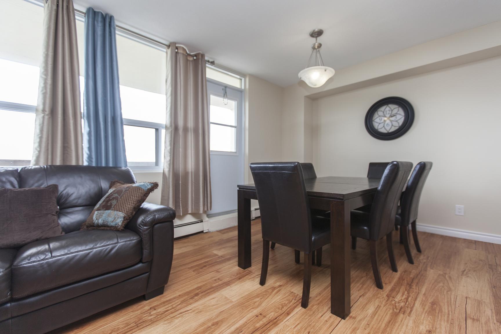 Surrey Lane Apartments Homestead