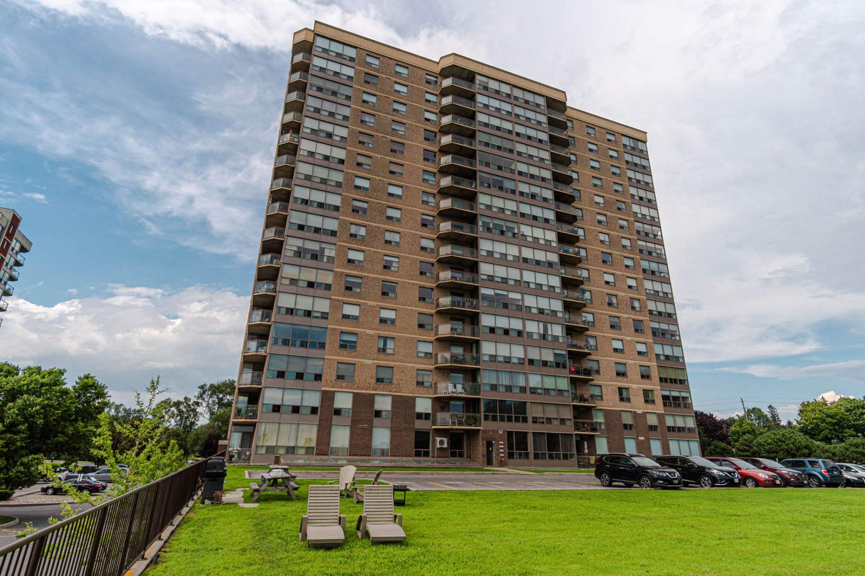 The Waterside Apartments in Kingston 1032 King Street West Homestead