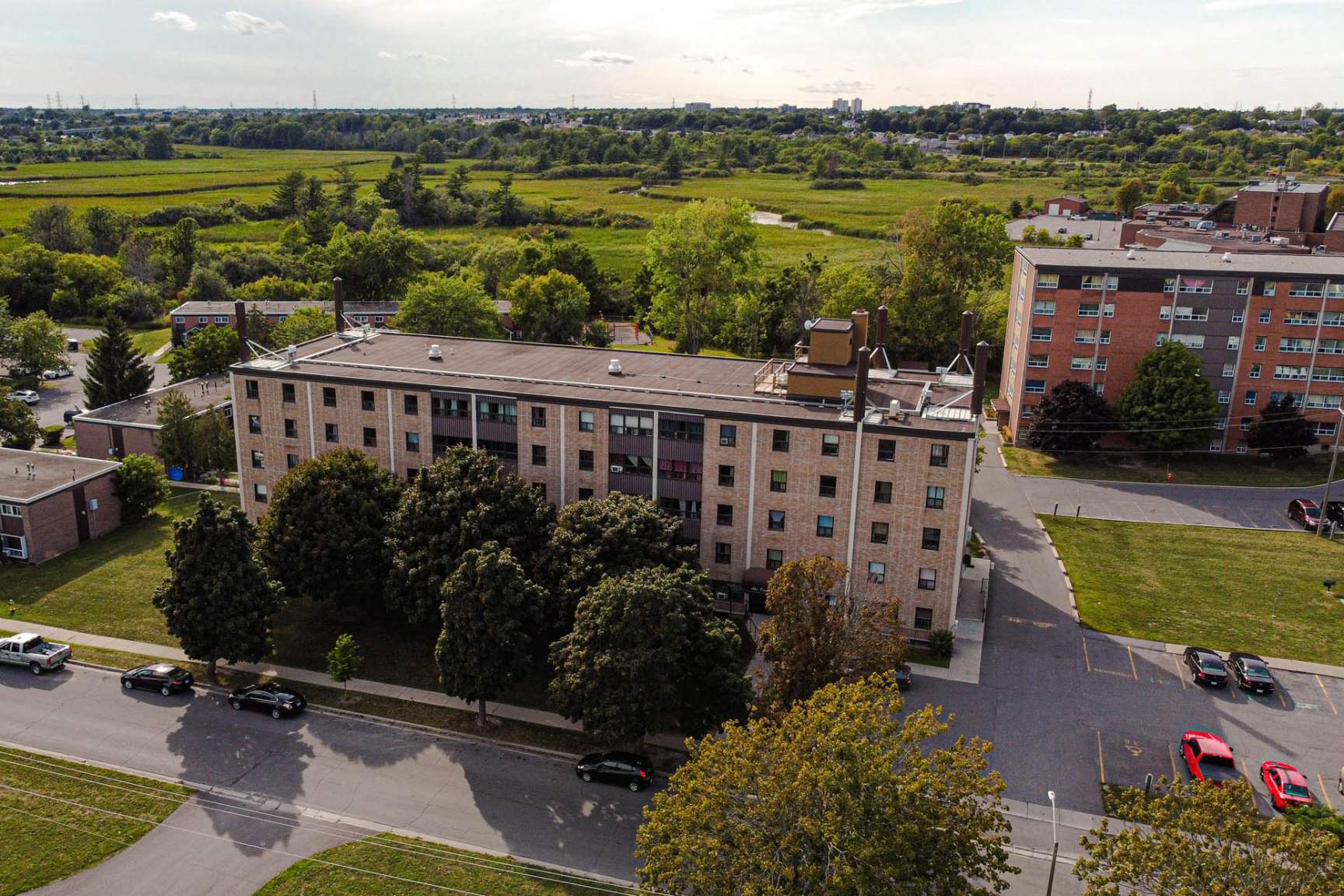 Kington Apartments For Rent At The Parkway Homestead