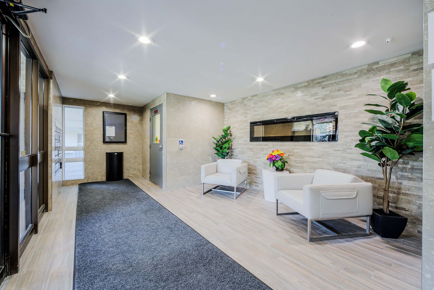 Guelph Apartments for Rent at Edinburgh Road and Chancellor's Way