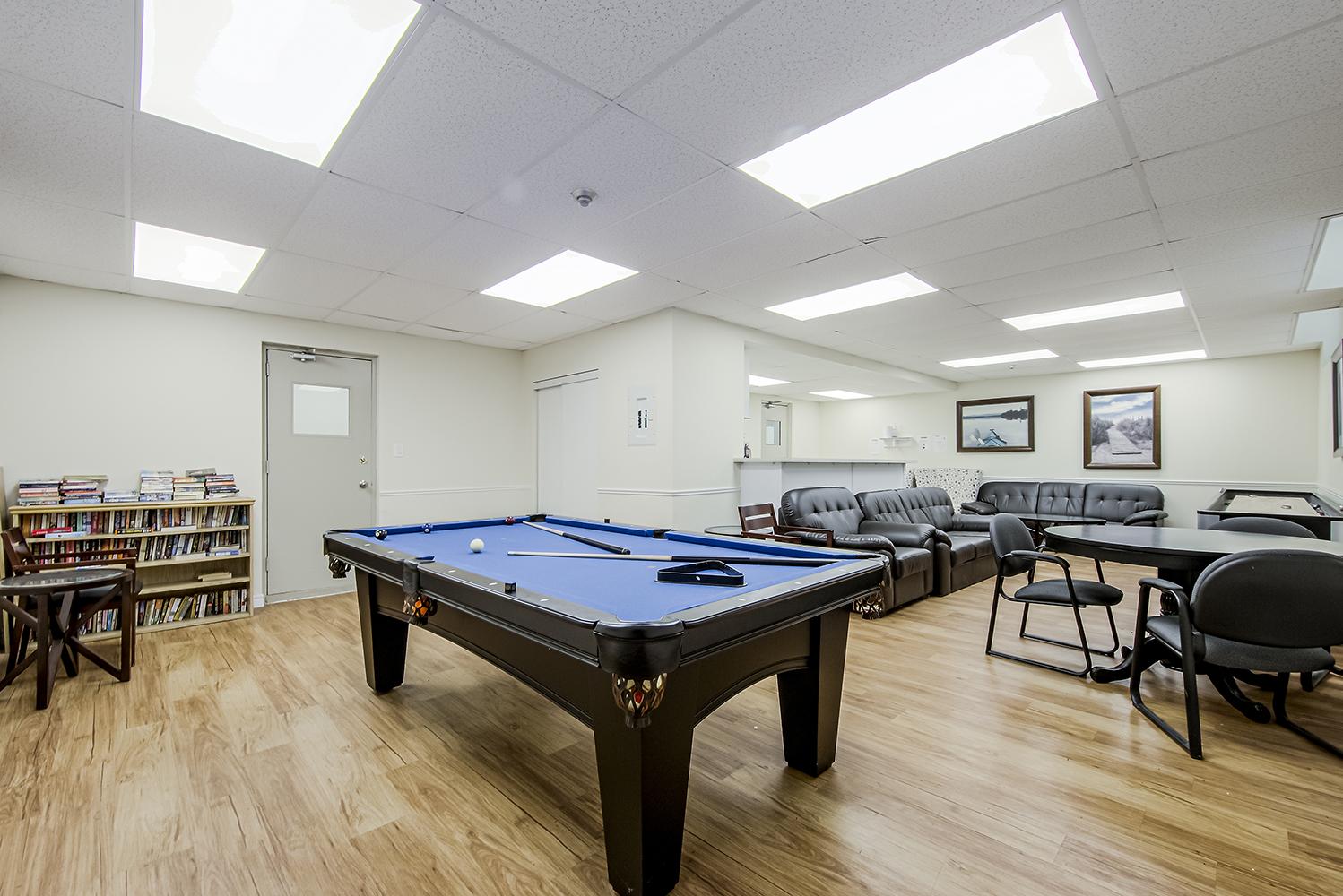 Burlington Apartments for Rent at Lakeshore Road and Burlington Ave