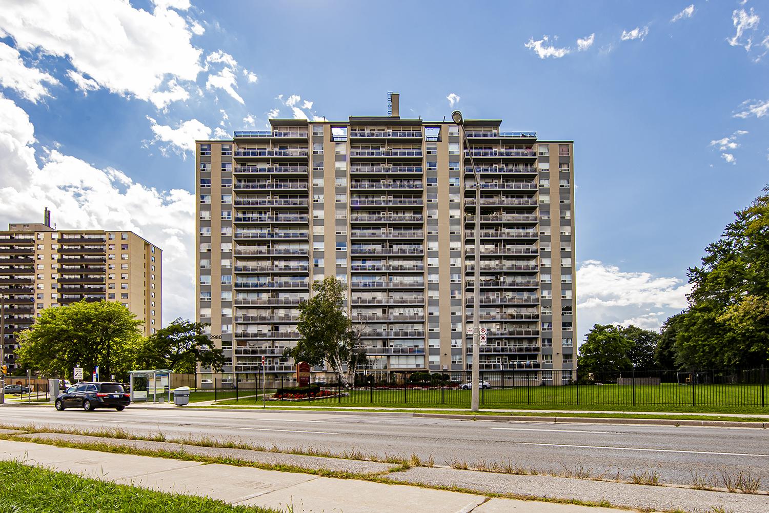 North York Apartments for Rent at Don Mills Road and Sheppard Ave