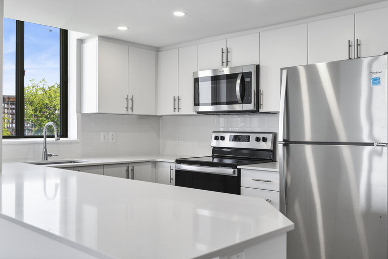 Sophia Apartments