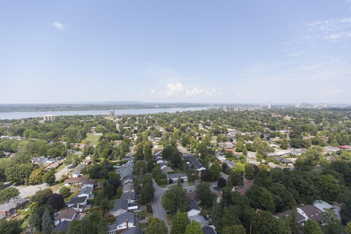 Bromley Square Homestead
