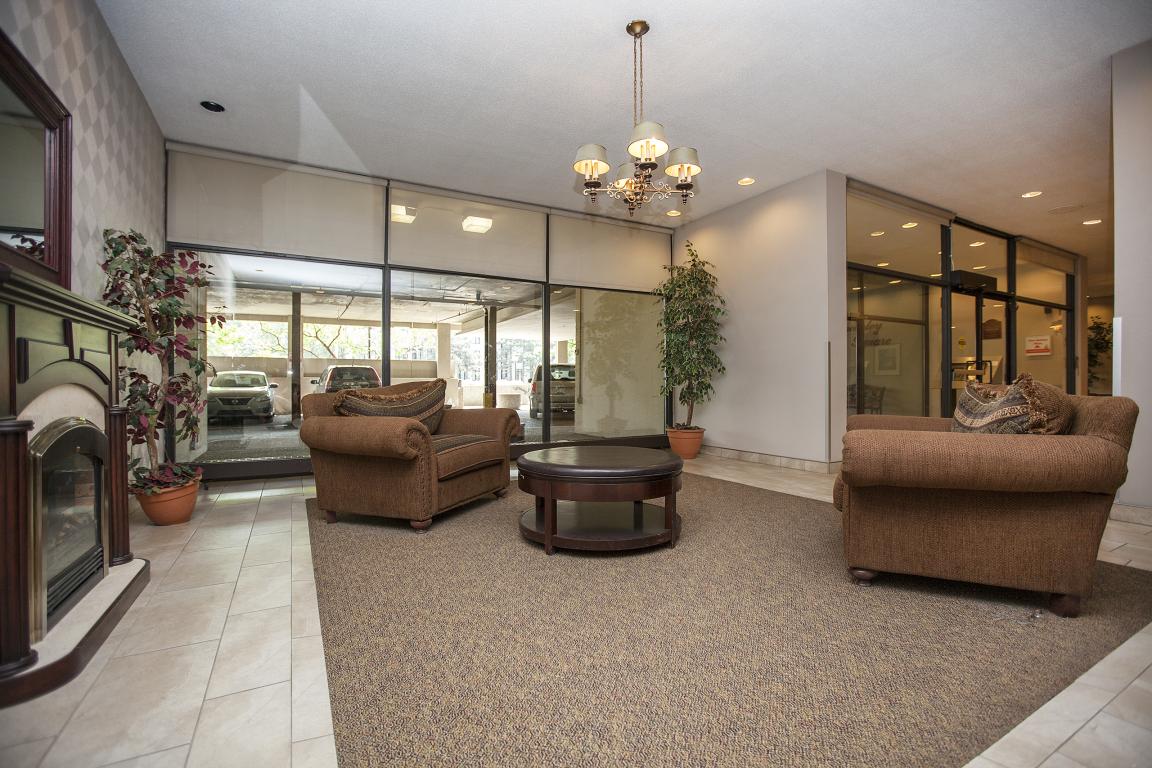 Bromley Square Homestead